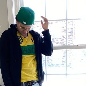 Meet your Posher, Luis